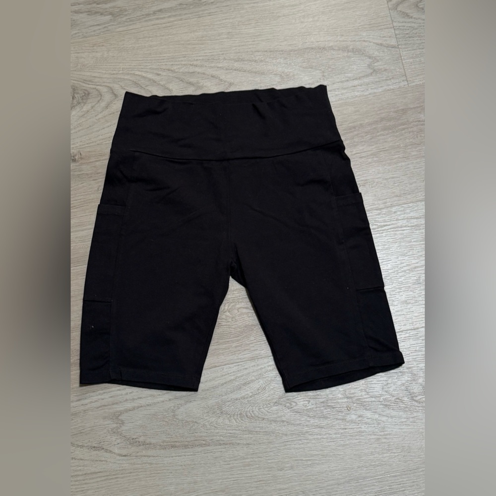 Ambiance Black High-Rise Bike Shorts with Side Pockets